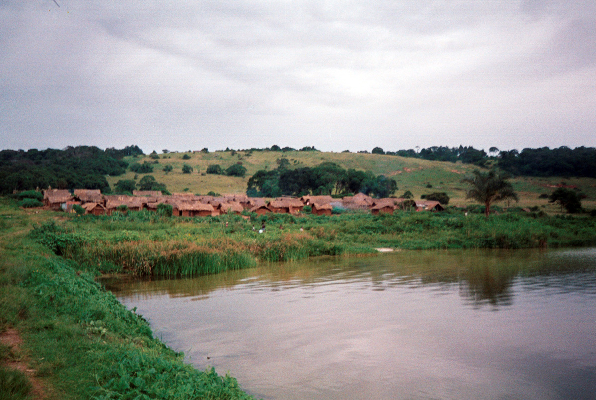 uganda-primitive-village-sesse-islands