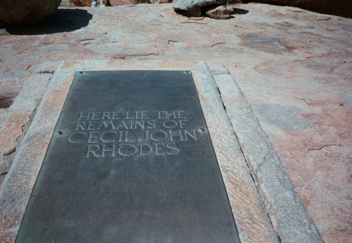 zimbabwe-rhodes-burial-place_0